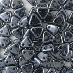 #02 10g Triangle-Beads 6mm - jet hematite