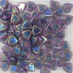 #06 10g Triangle-Beads 6mm - tanzanite purple iris