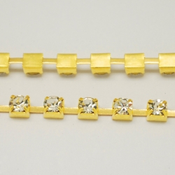 1 m Strasskette crystal Ø ± 3,0mm - gold
