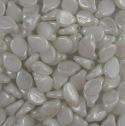 #25.1 - 50 Stck. PRECIOSA Pip Bead™ 5x7 mm alabaster hematit