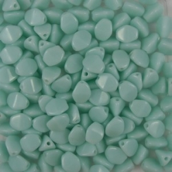 #22b - 50 Stck. Pinch-Bead 5x3mm - opak lt turquoise