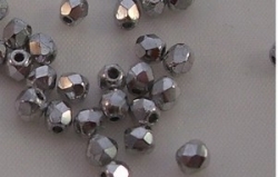 #02.1 50 Stück - 3,0 mm Glasschliffperlen - crystal labrador full