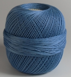 50 Gramm Häkelgarn "Maxi" blau N° 15