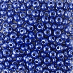 #13.02 - 10 g Rocailles 06/0 4,0 mm - Opak Lustered Navy Blue