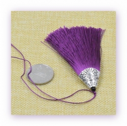 1 Stück Textil-Quaste (ca. 8,0cm) - mit antik silber Endkappe und Faden - purple