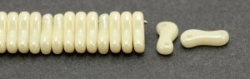 #00.00 - 50 Stück Link Beads 3x10 mm - Chalk White Lt Champagne Luster