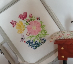 Stickdatei "Blüten_Cosmea"