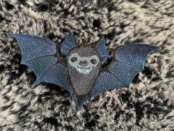 Stickdatei "FSL - Fledermaus Carlos der II." --- Design Pack