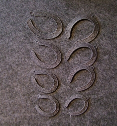 Stickdatei "FSL - Hufeisen" --- (40, 50, 60, 70, 80, 90, 100, 110, 120 und 150 mm) - 2 Varianten