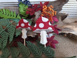 Stickdatei "FSL/ITH - Fliegenpilz-Stabdesign" --- Design Pack