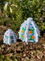 Stickdatei "FSL - 3D-Ei" - Variante-3 "blumig" - fertige Größe ca. 70x90 mm (BxH)