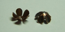 #18.1 - 5 Perlkappen Blume Ø 8mm kupfer