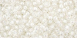 10 g TOHO Seed Beads 11/0 TR-11-0777 - Inside-Color Rainbow Crystal/Creme Lined (E)