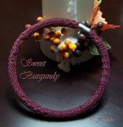 Crochet tube necklace Sweet Burgundy english version