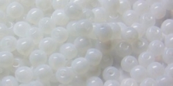 #15 - 50 Stück Perlen rund - opal white - Ø 3 mm