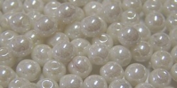 #57 50 Stück Perlen rund - opak chalk white hematit - Ø 4 mm