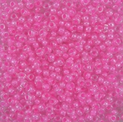 #088 10 Gramm Rocailles crystal pink lined 9/0 2,6 mm