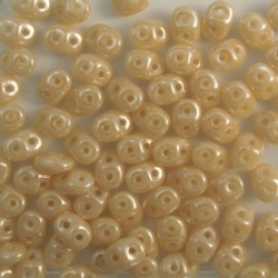 #077 10g SuperDuo-Beads opak ivory hematit coating