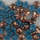 #01.11 25 Stück Blüten 7 mm opak türkisblau copper