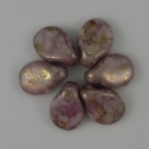 #28 - 50 Stck. PRECIOSA Pip Bead™ 5x7 mm alabaster lila gold lus