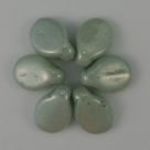 #29 - 50 Stck. PRECIOSA Pip Bead™ 5x7 mm alabaster mint luster