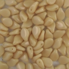 #30 - 50 Stck. PRECIOSA Pip Bead™ 5x7 mm opak beige