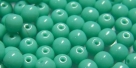 #44 50 Stück Perlen rund - opak green turquoise - Ø 4 mm