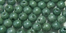 #66 50 Stück Perlen rund - opak chalk white green lustre - Ø 4 m
